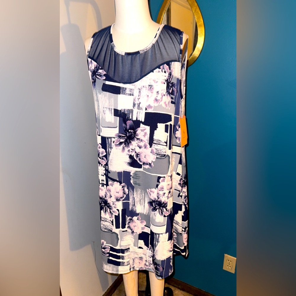 NWT SJS dress size large floral pattern